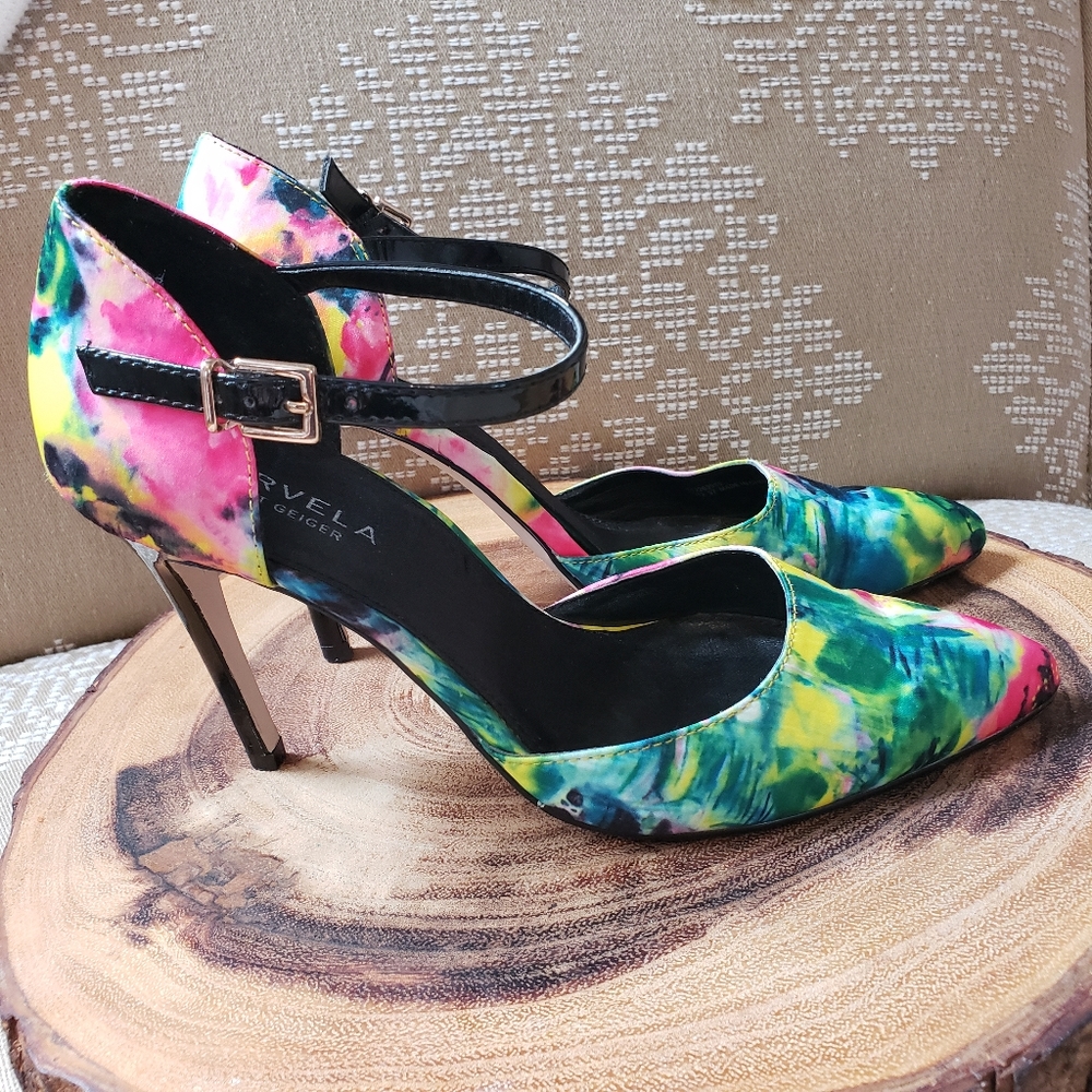 KURT GEIGER | STILETTO POINTED TOE HEELS Abstract